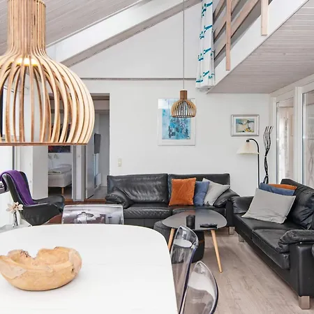 Luxury Pool Retreat In - By Traum